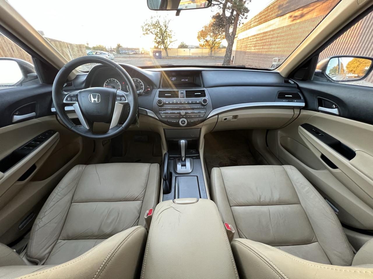 Honda Accord SE Sedan AT 2012