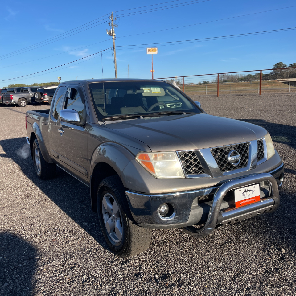 Nissan Frontier LE 2005