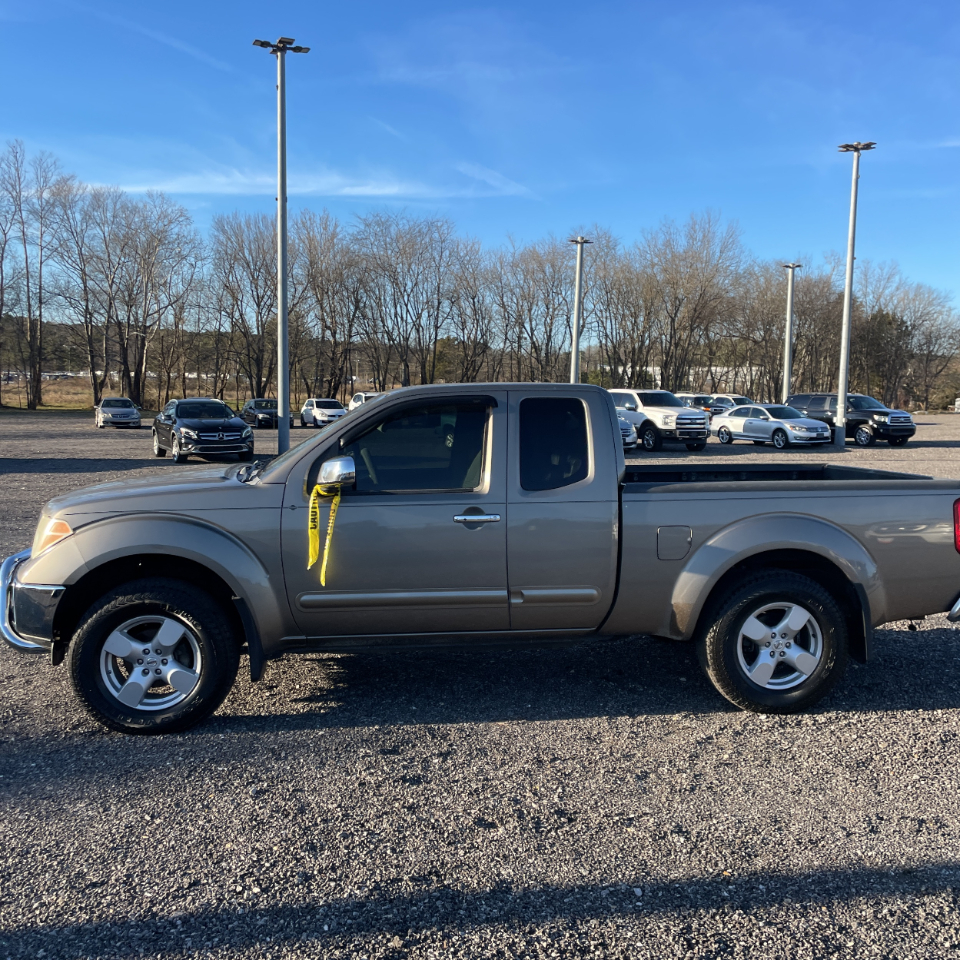 Nissan Frontier LE 2005