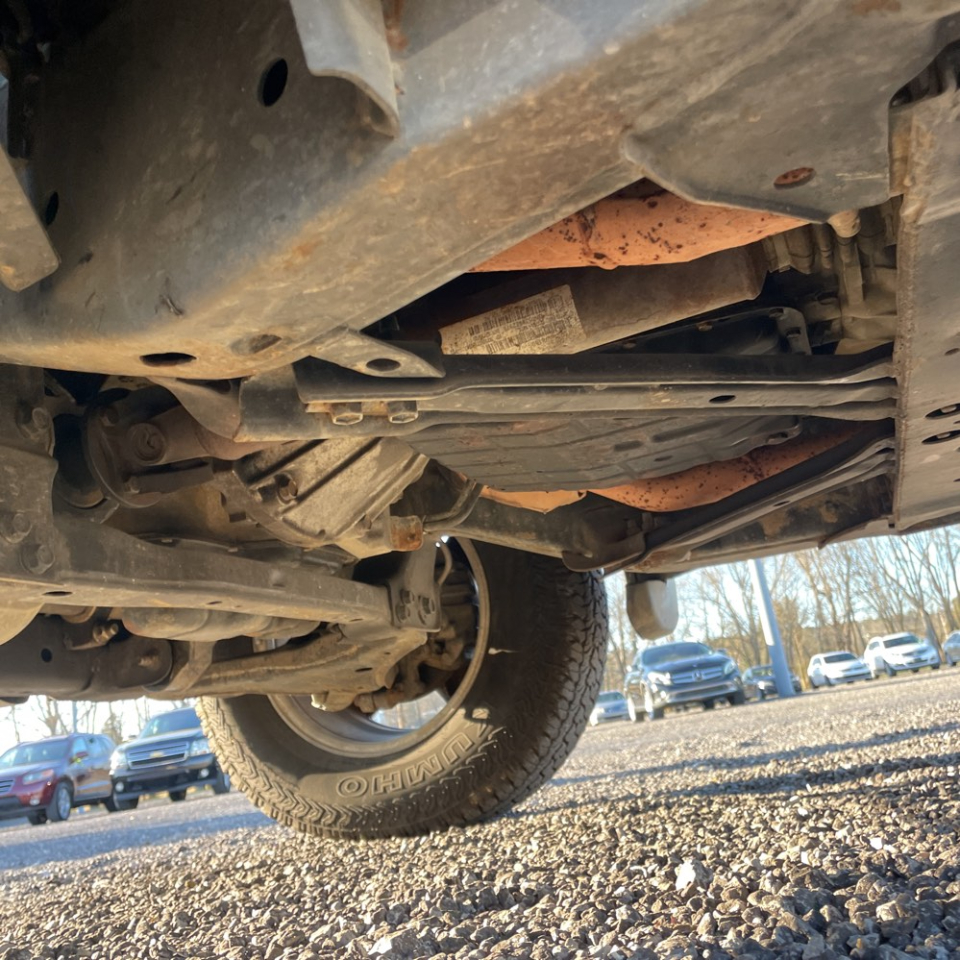 Nissan Frontier LE 2005