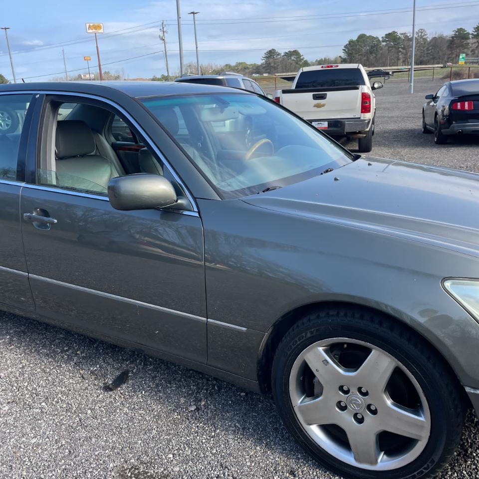 Lexus LS 430  2005