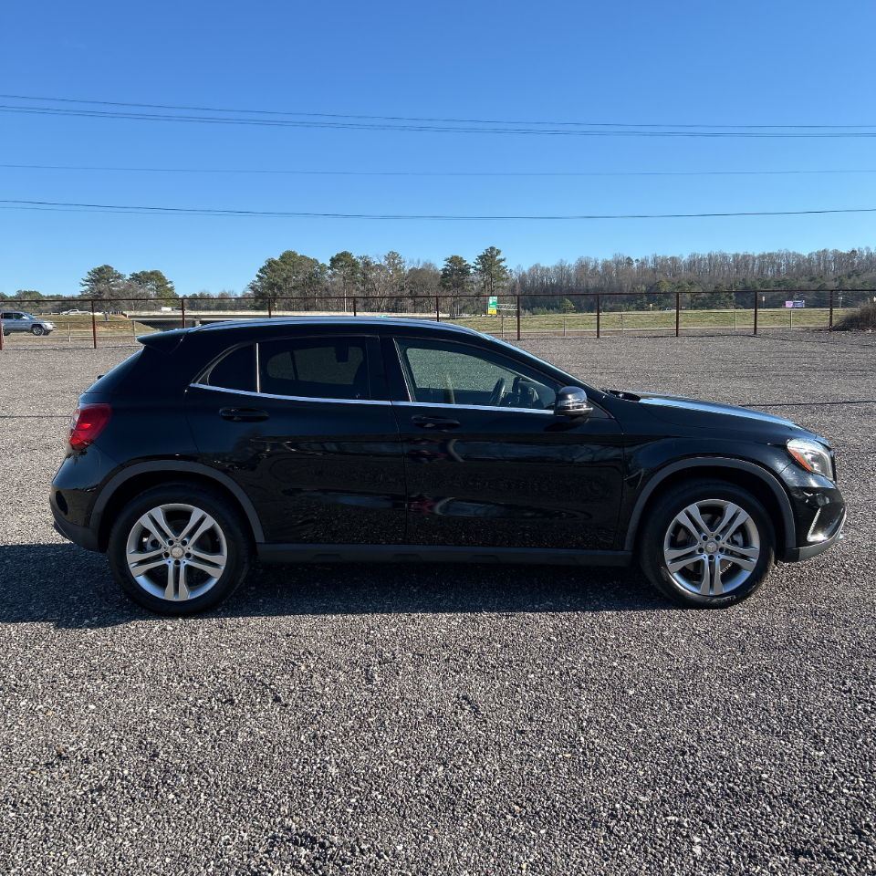 Mercedes-Benz GLA-Class  2015