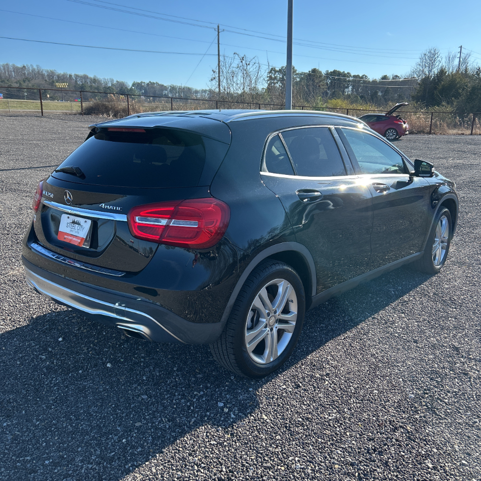 Mercedes-Benz GLA-Class  2015