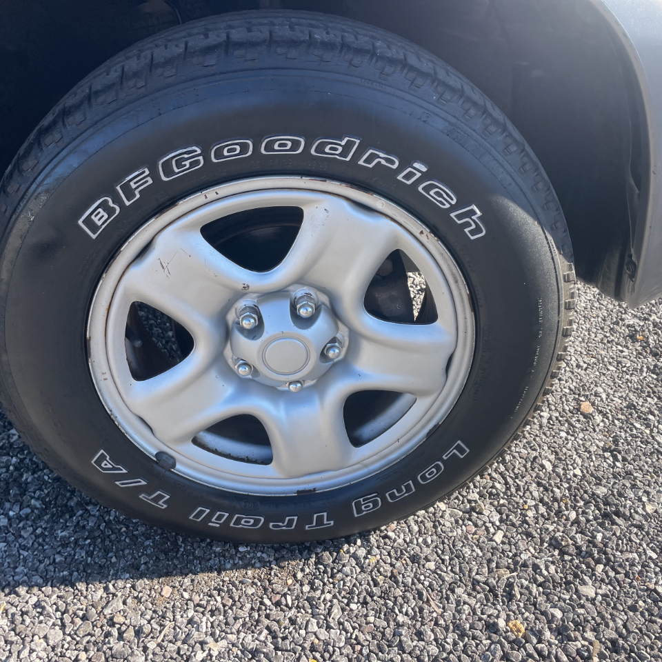 Toyota RAV4 Base 2003