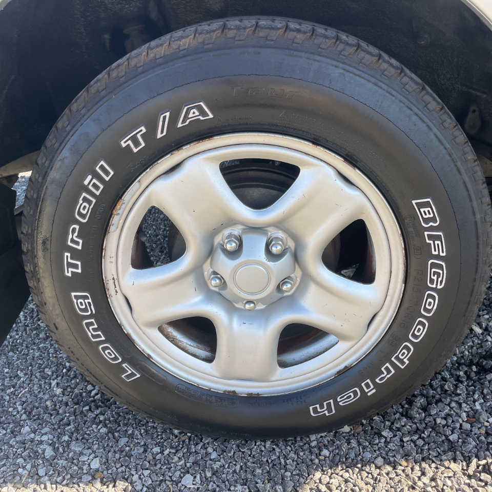 Toyota RAV4 Base 2003