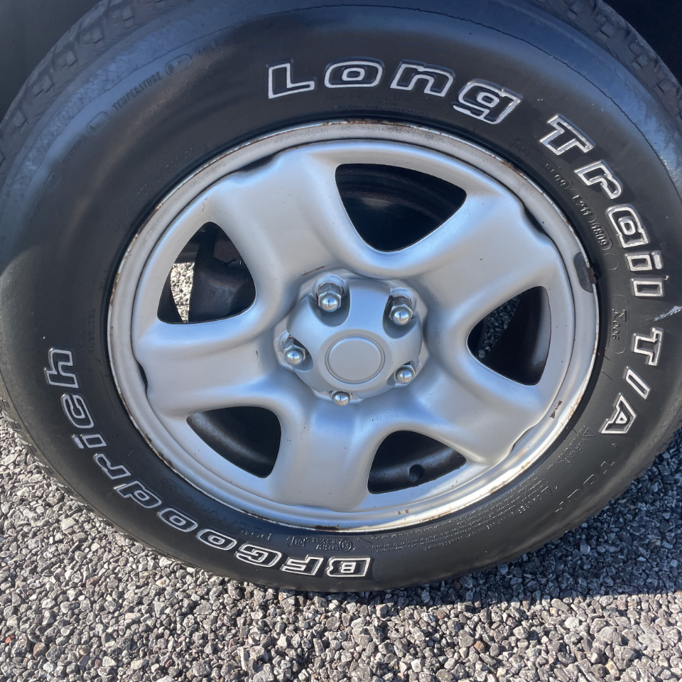 Toyota RAV4 Base 2003