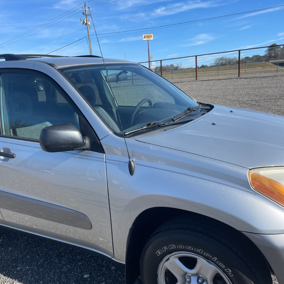Toyota RAV4 Base 2003