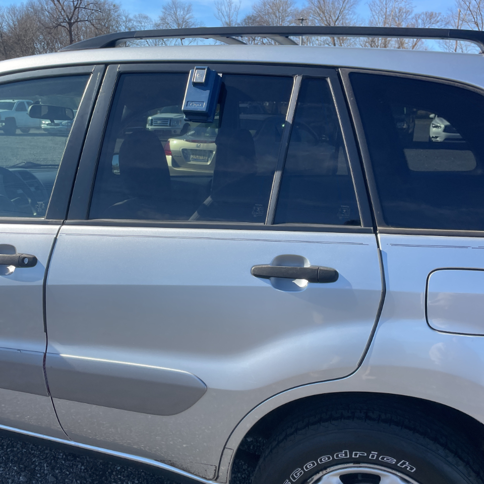 Toyota RAV4 Base 2003