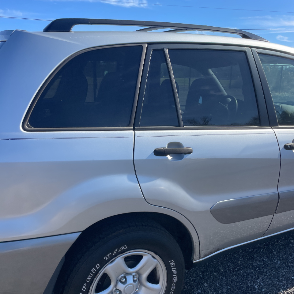 Toyota RAV4 Base 2003