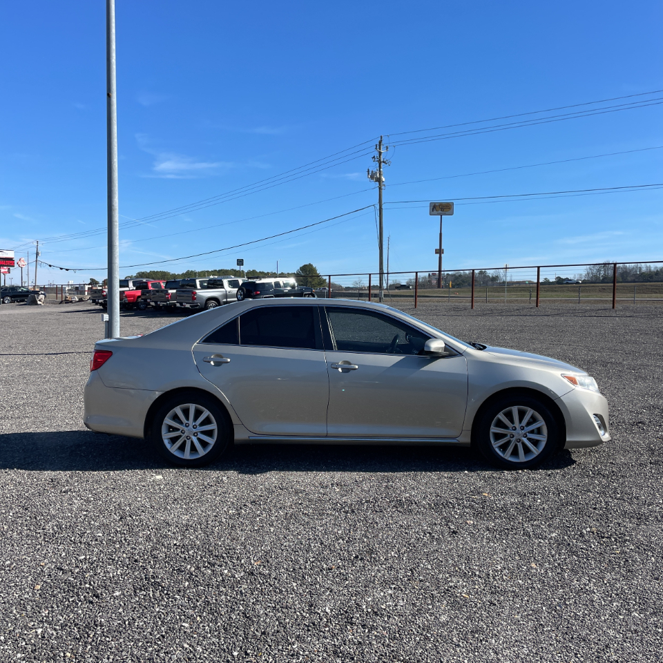 Toyota Camry XLE 2014