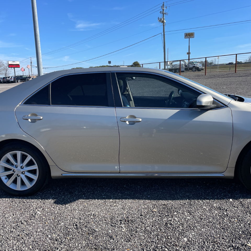 Toyota Camry XLE 2014