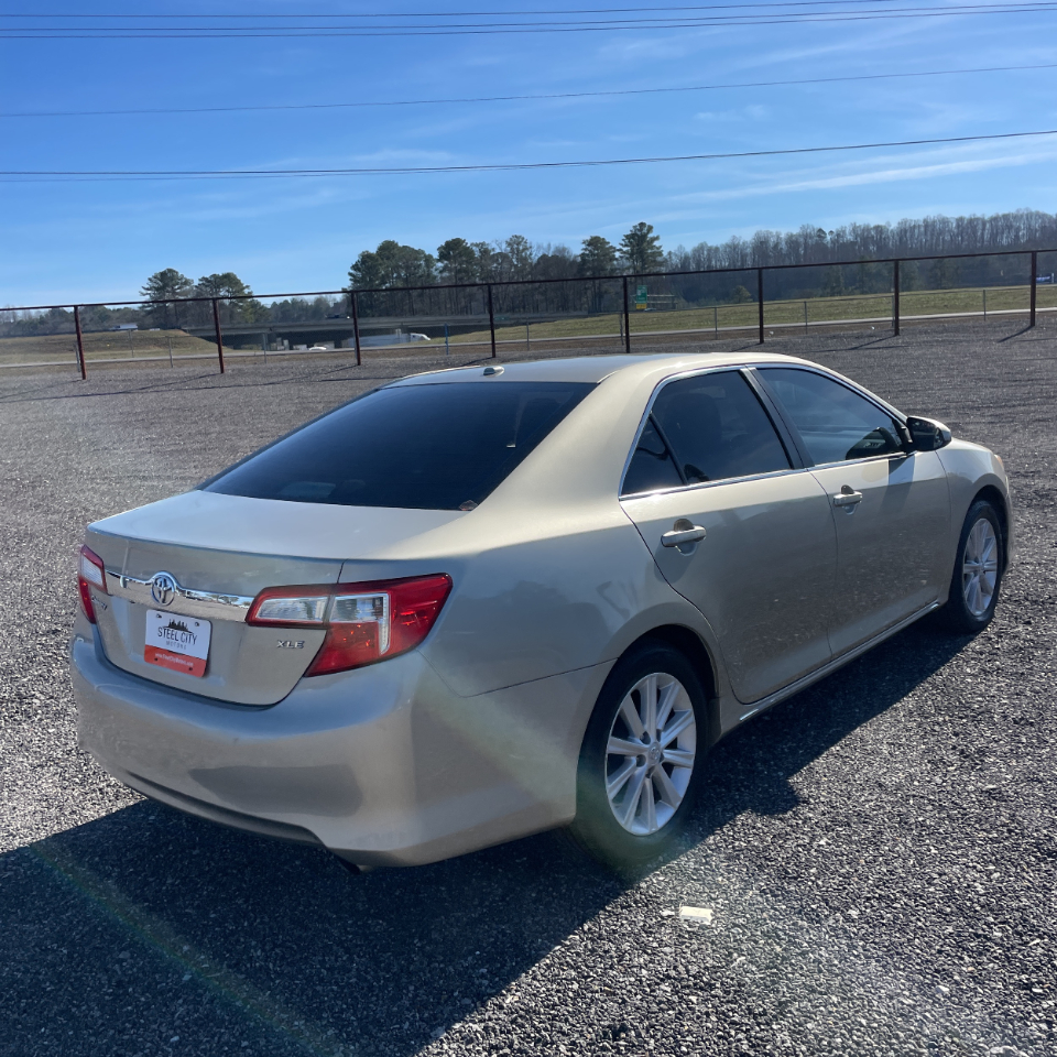Toyota Camry XLE 2014