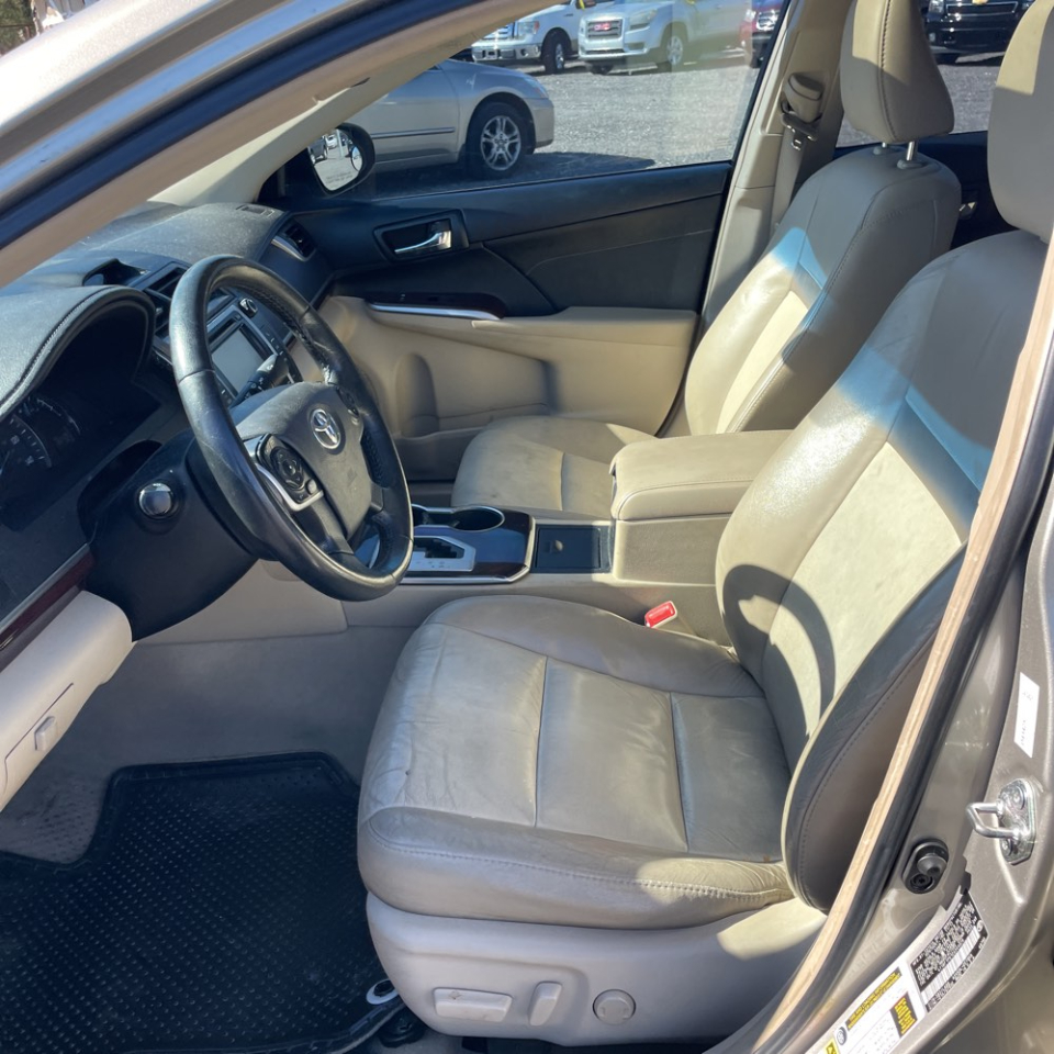 Toyota Camry XLE 2014