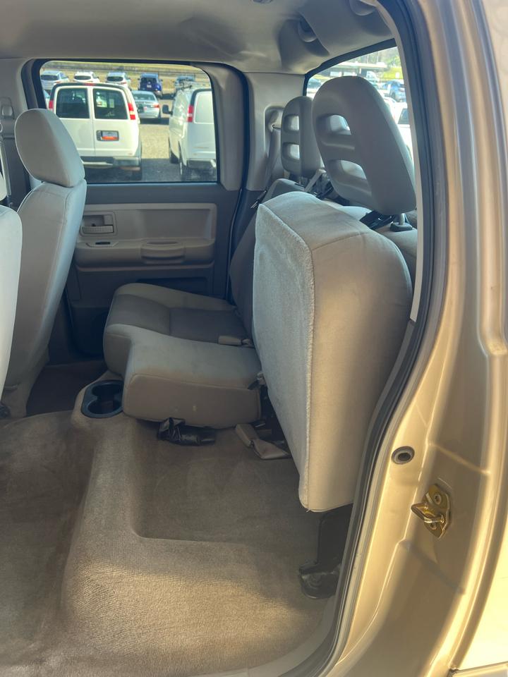 Dodge Dakota  2005