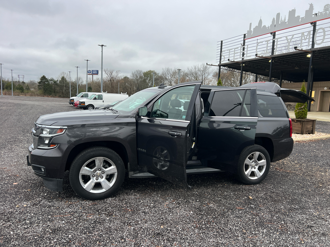Chevrolet Tahoe  2016