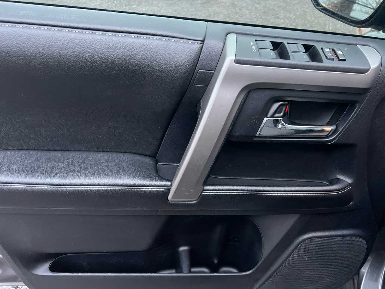 Toyota 4Runner  2015