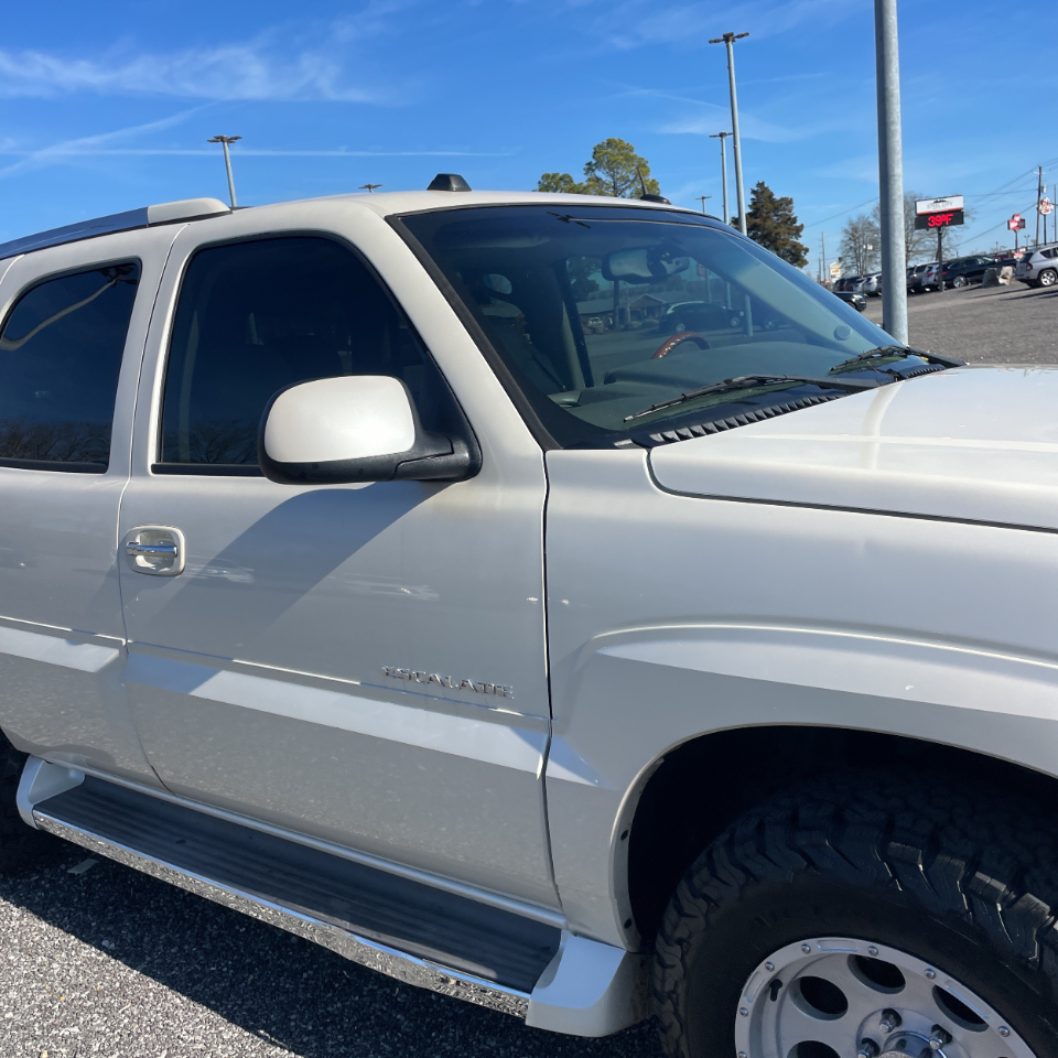 Cadillac Escalade Base 2005