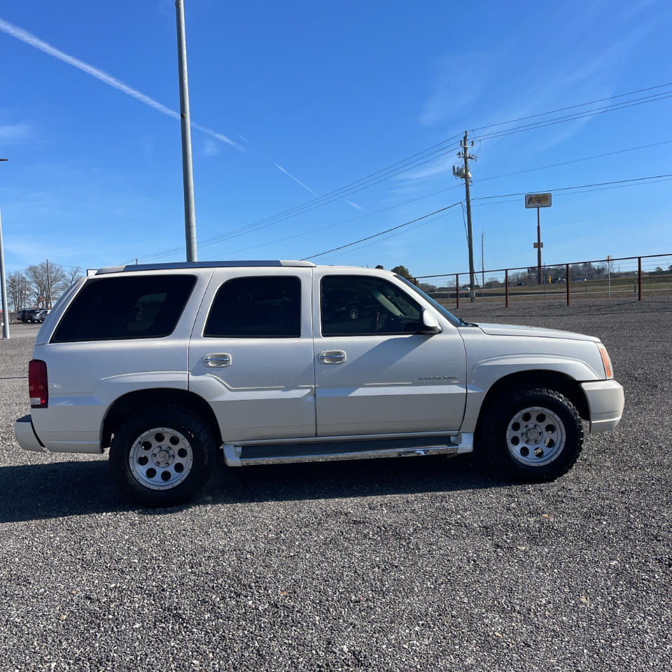 Cadillac Escalade Base 2005