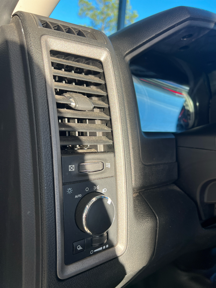 RAM 1500 Classic  2023