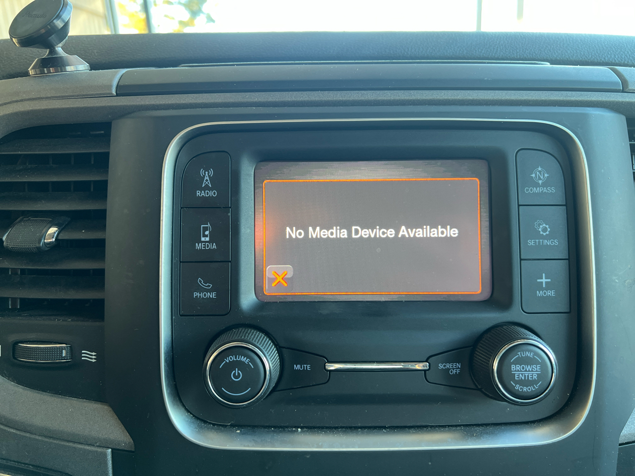 RAM 1500 Classic  2023