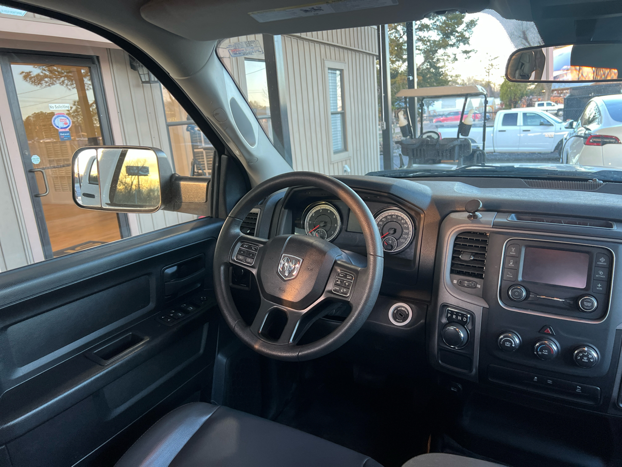 RAM 1500 Classic  2023