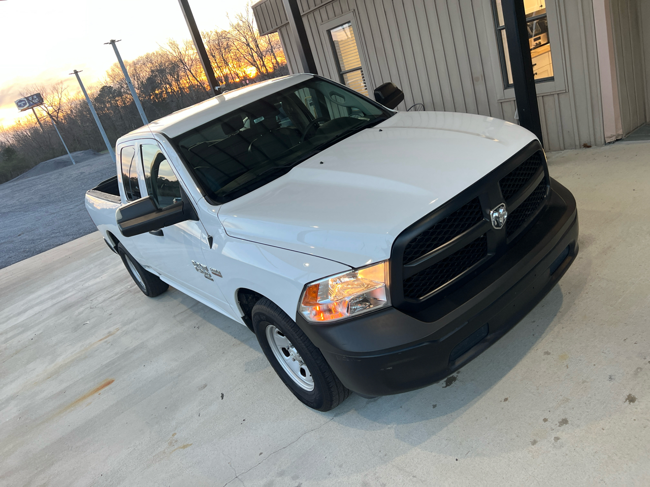 RAM 1500 Classic  2023
