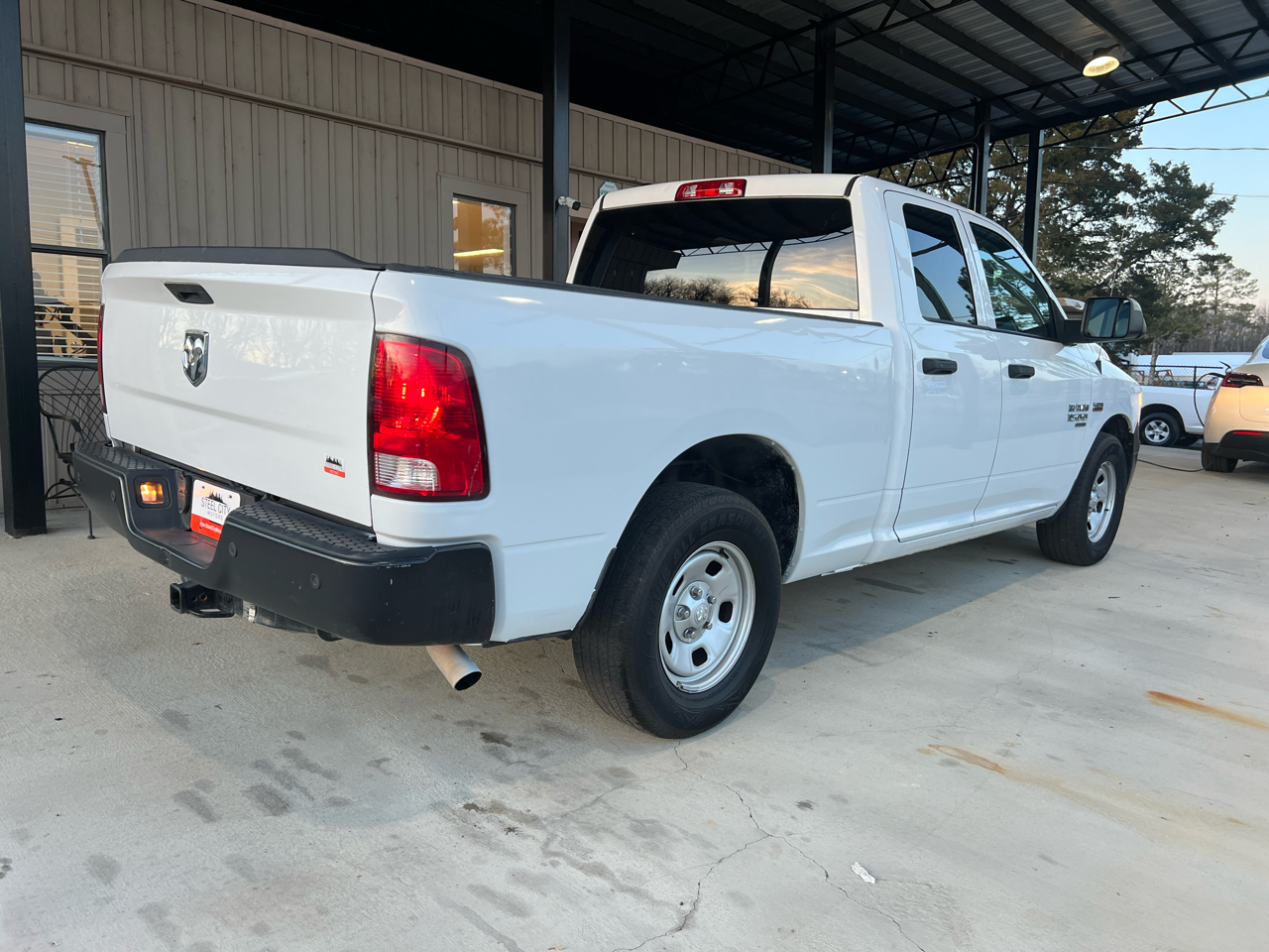 RAM 1500 Classic  2023