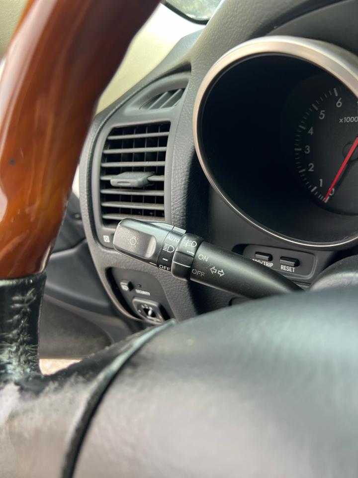 Lexus SC 430 Base 2005