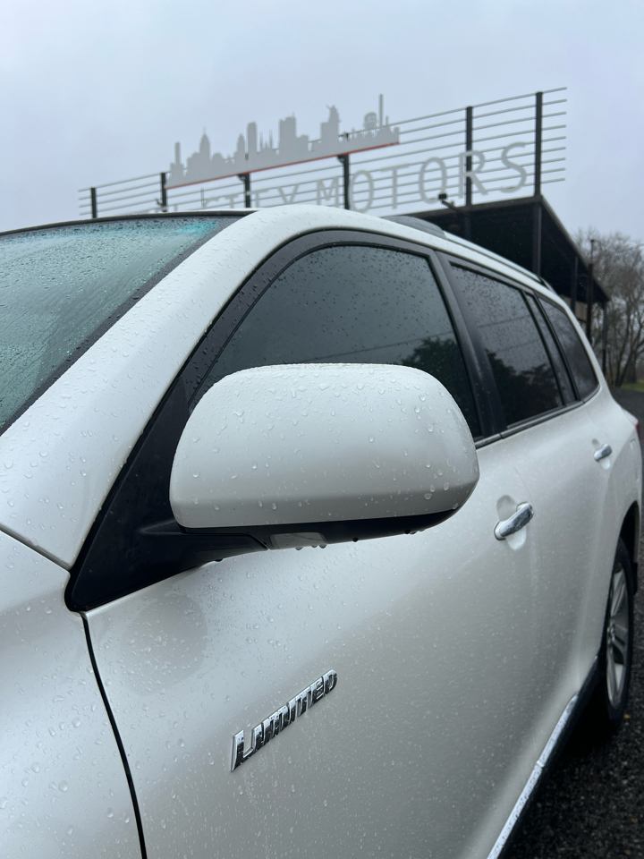 Toyota Highlander  2012