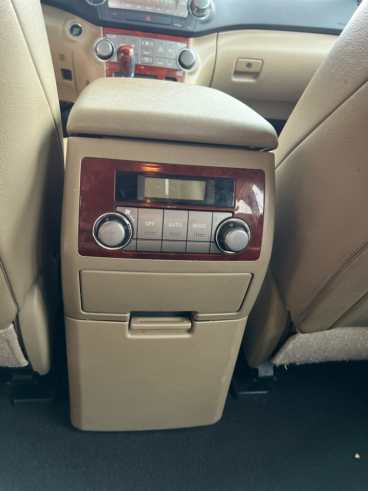 Toyota Highlander  2012