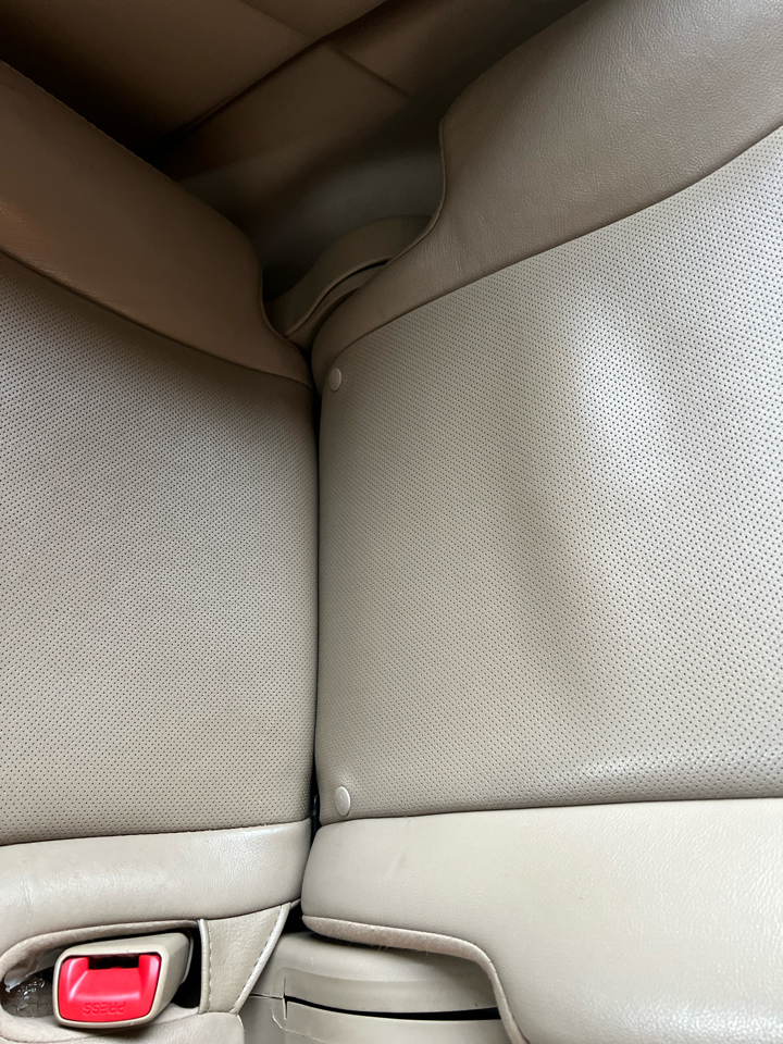 Toyota Highlander  2012