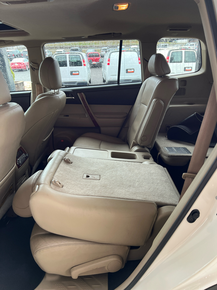 Toyota Highlander  2012