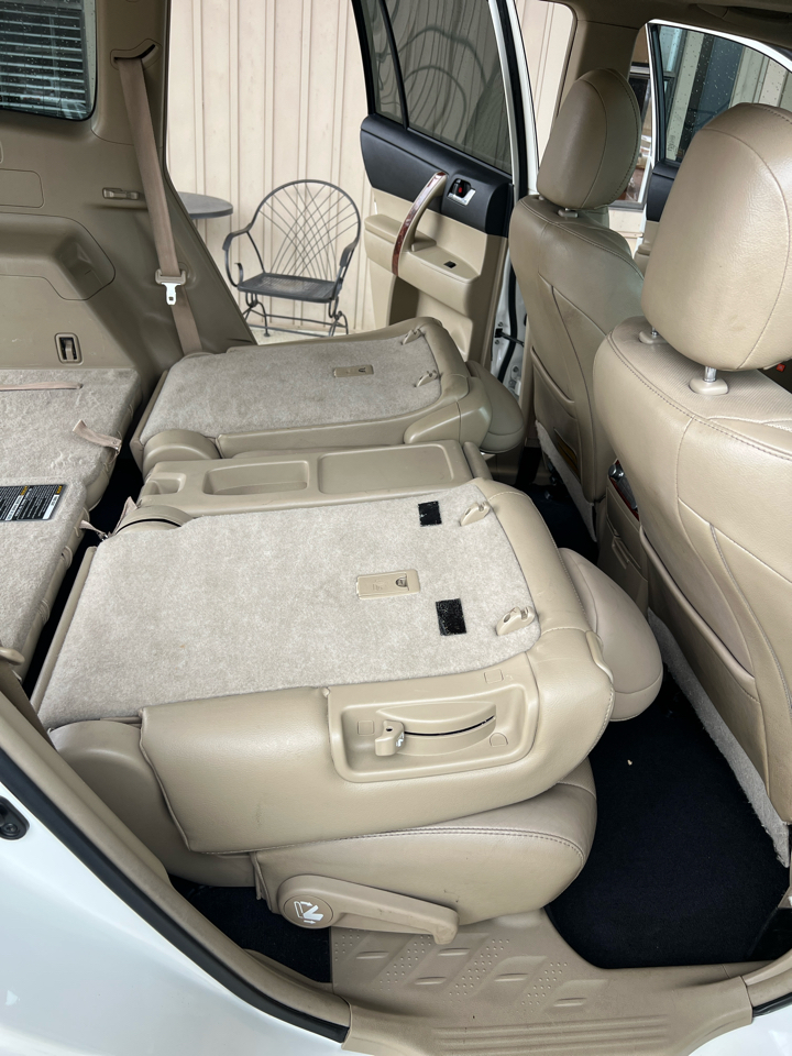 Toyota Highlander  2012