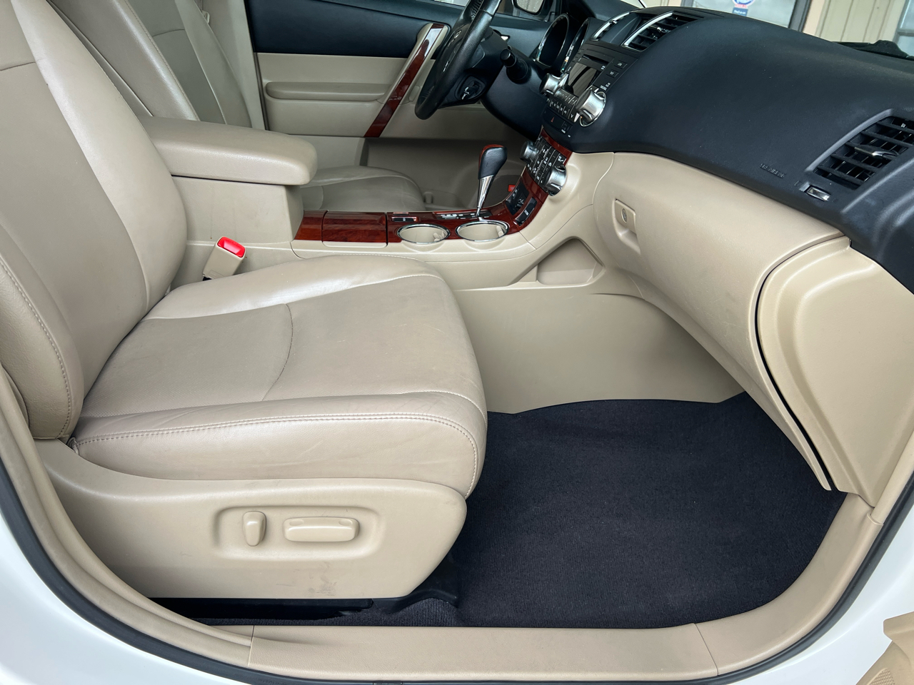 Toyota Highlander  2012