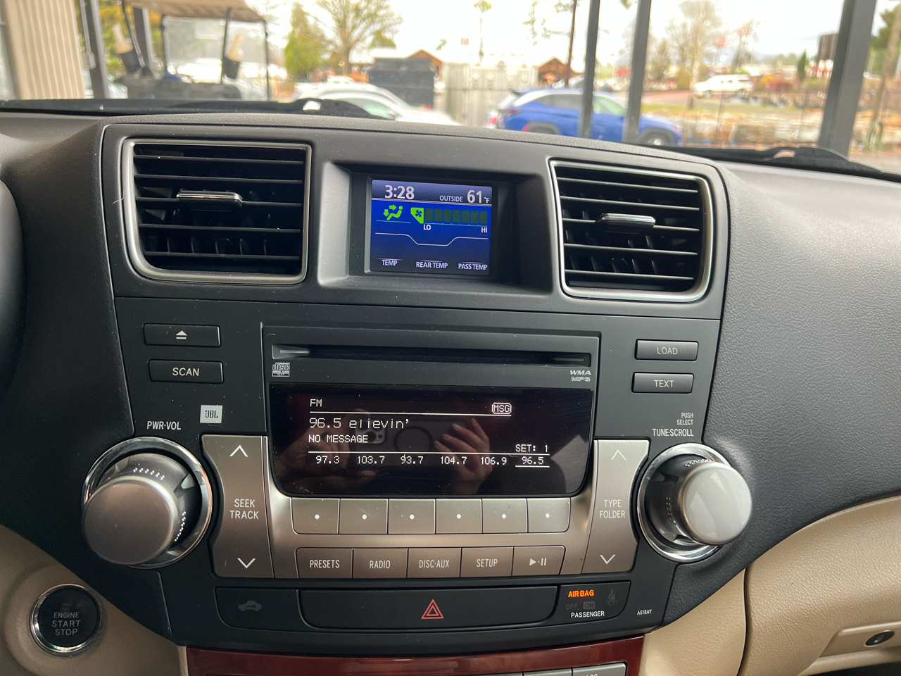 Toyota Highlander  2012