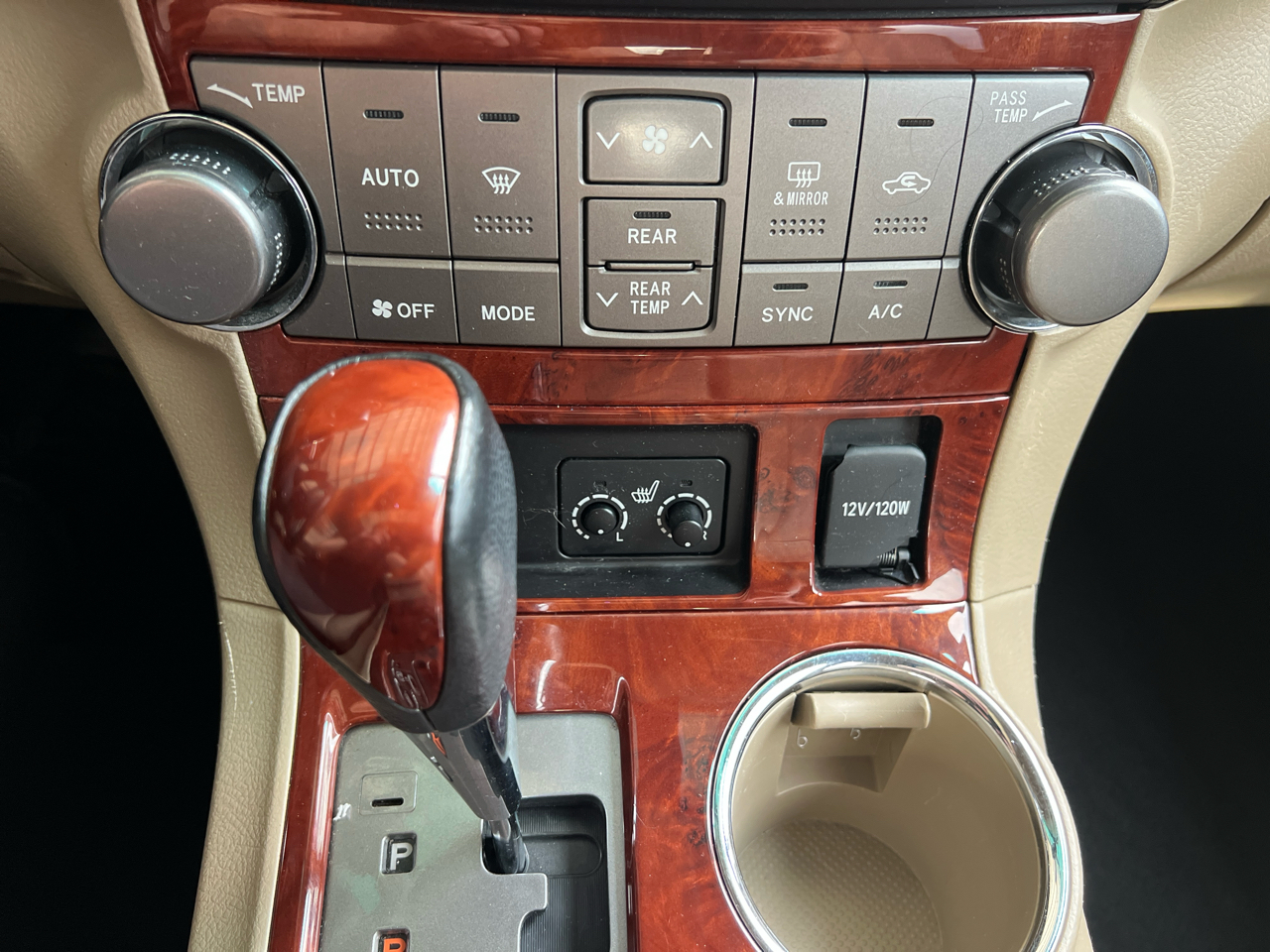 Toyota Highlander  2012