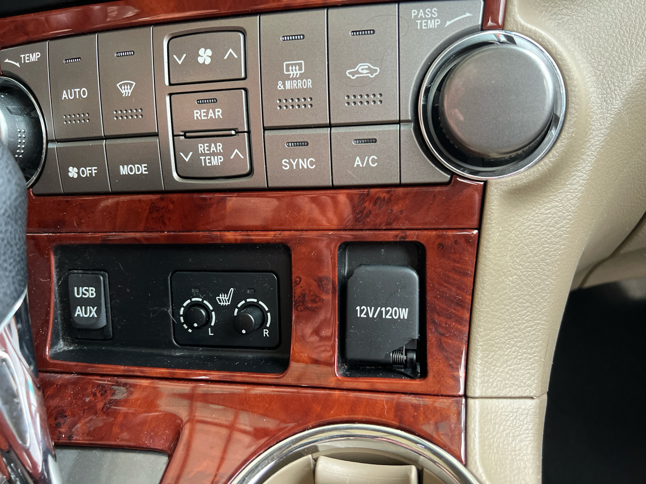 Toyota Highlander  2012