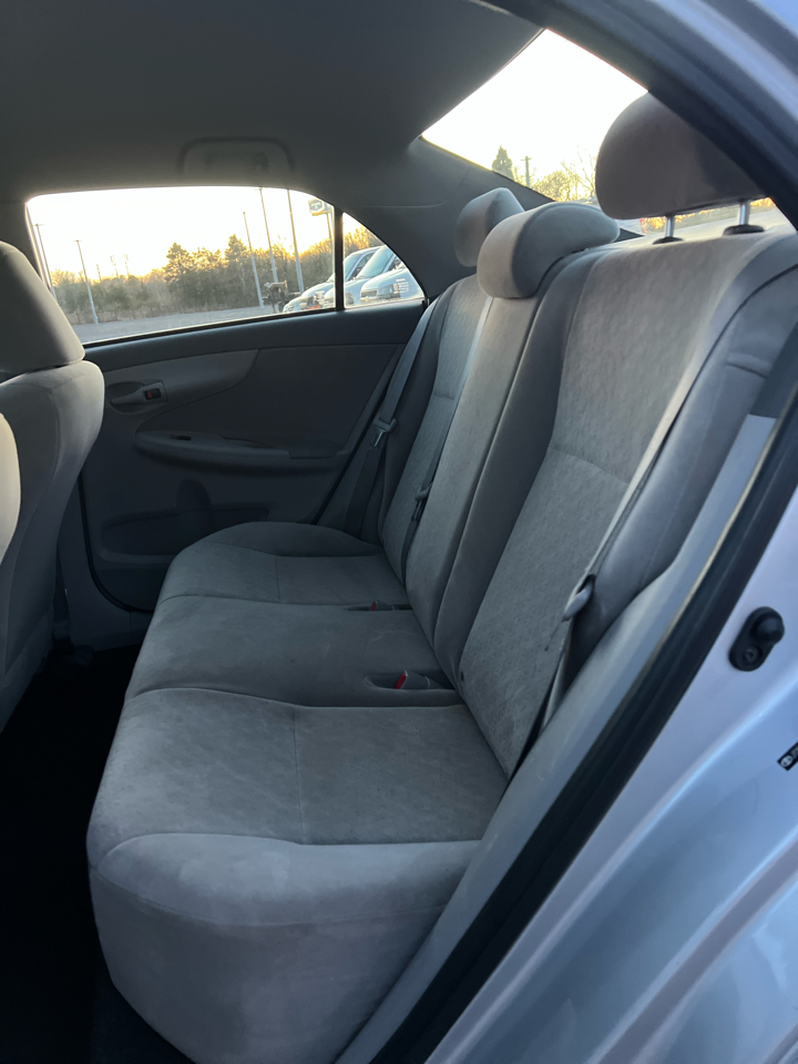 Toyota Corolla  2009