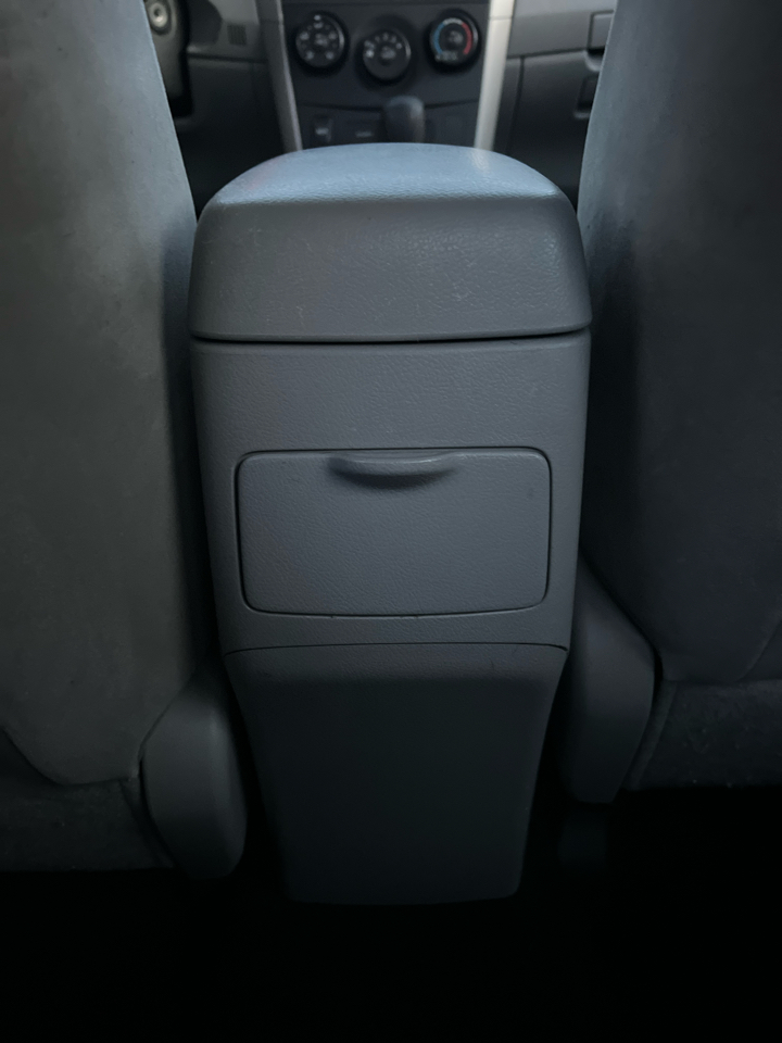 Toyota Corolla  2009