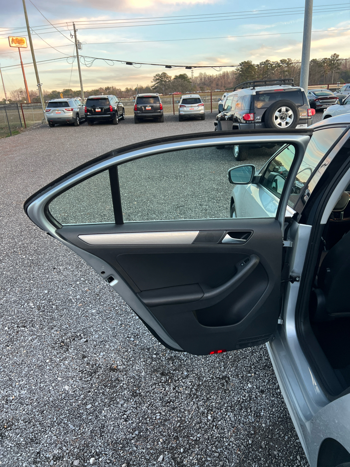 Volkswagen Jetta  2016