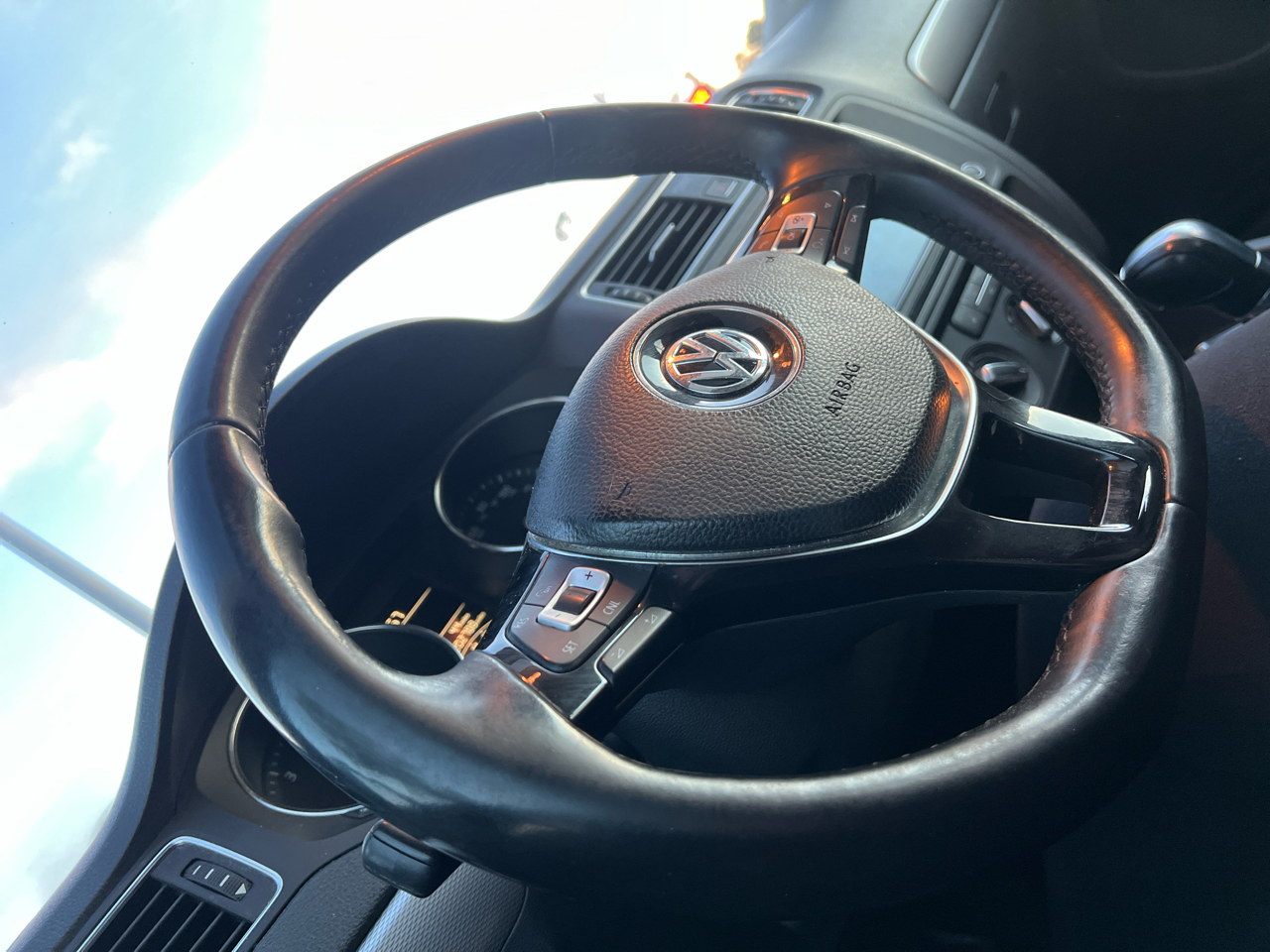 Volkswagen Jetta  2016