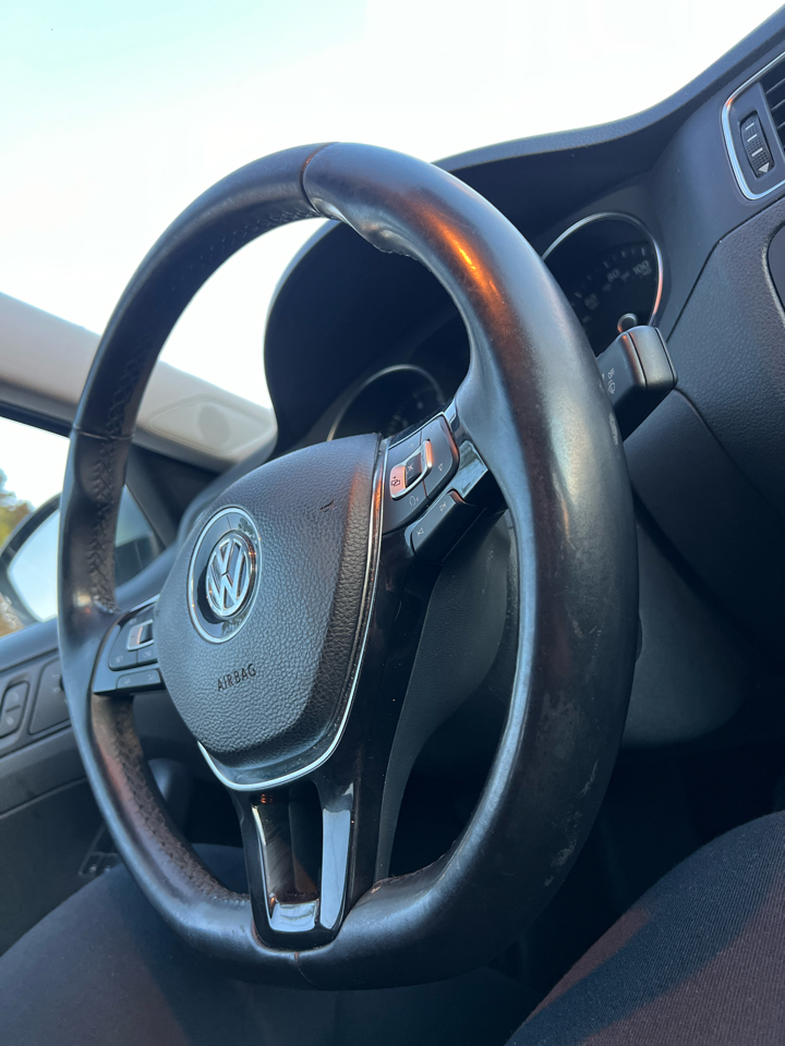 Volkswagen Jetta  2016