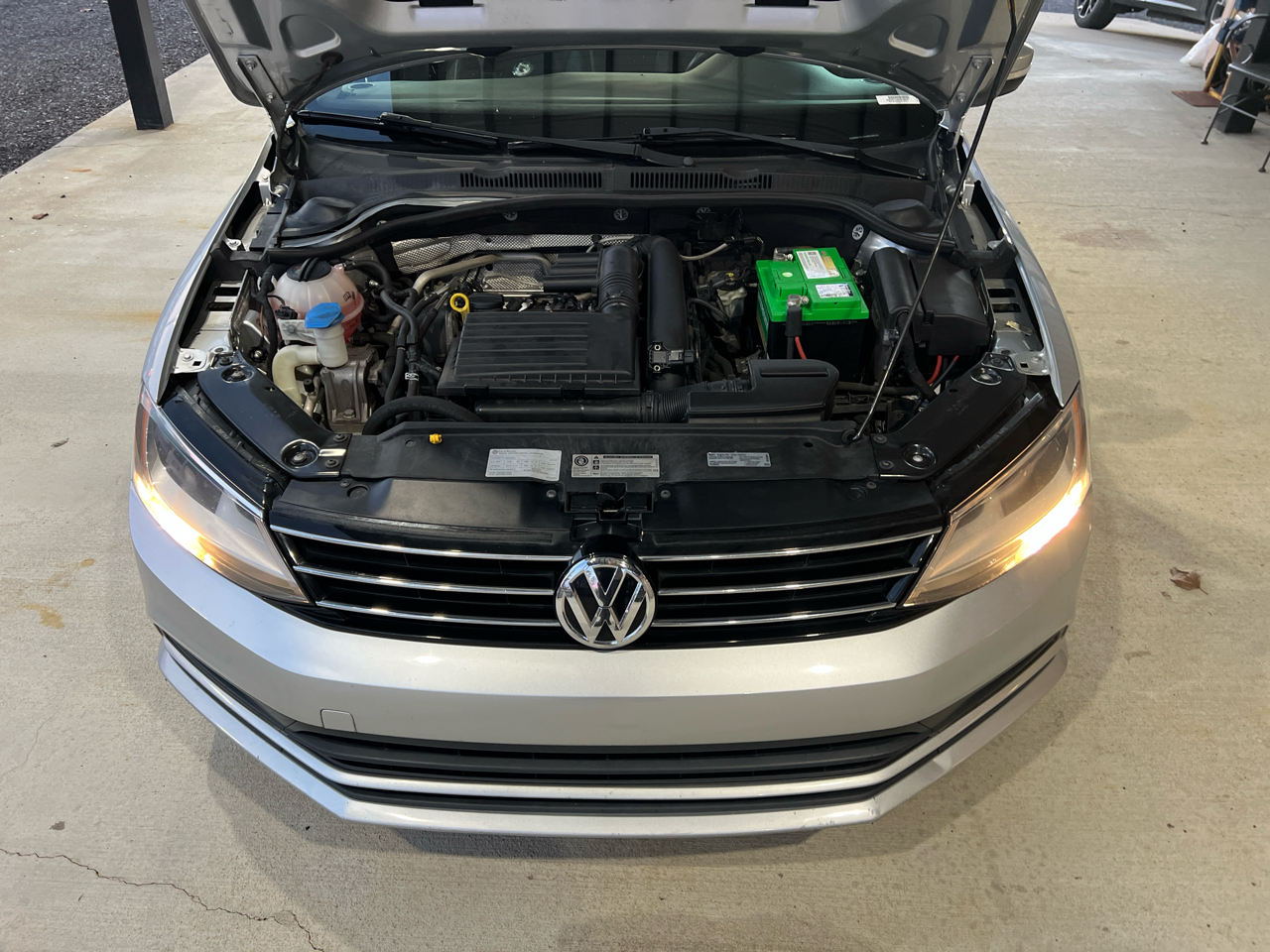 Volkswagen Jetta  2016