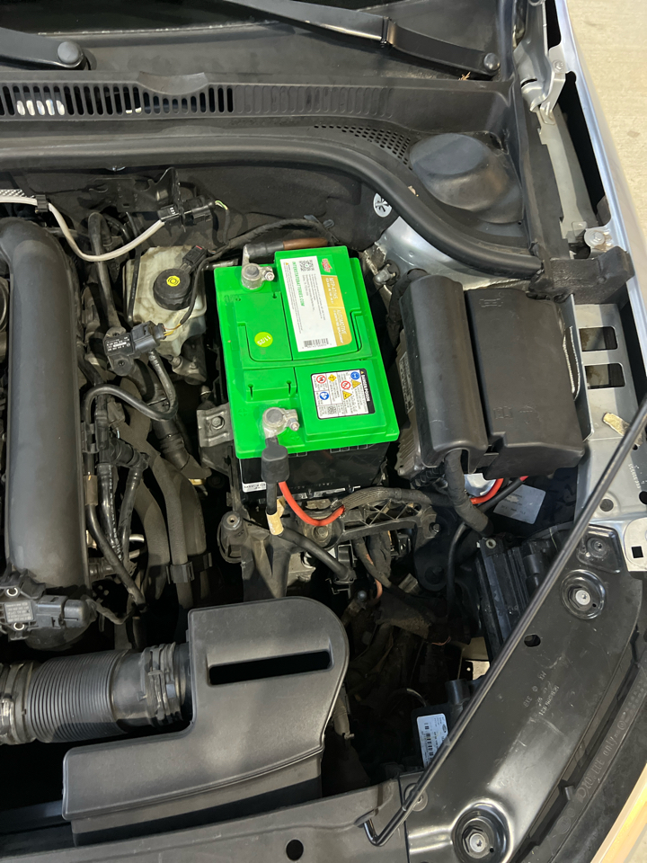 Volkswagen Jetta  2016