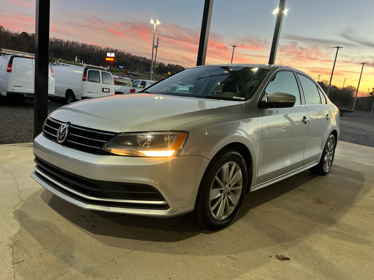 Volkswagen Jetta  2016