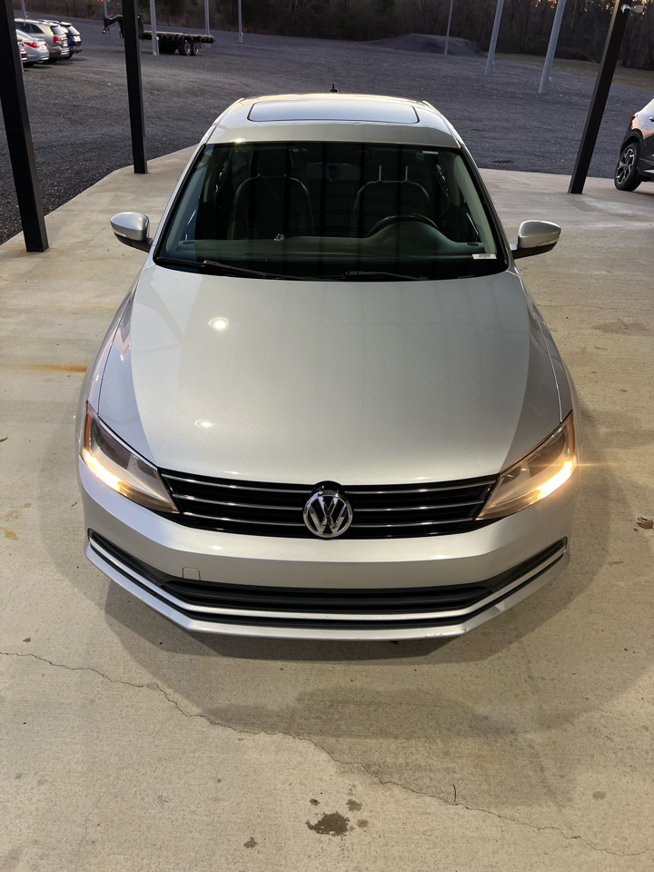 Volkswagen Jetta  2016
