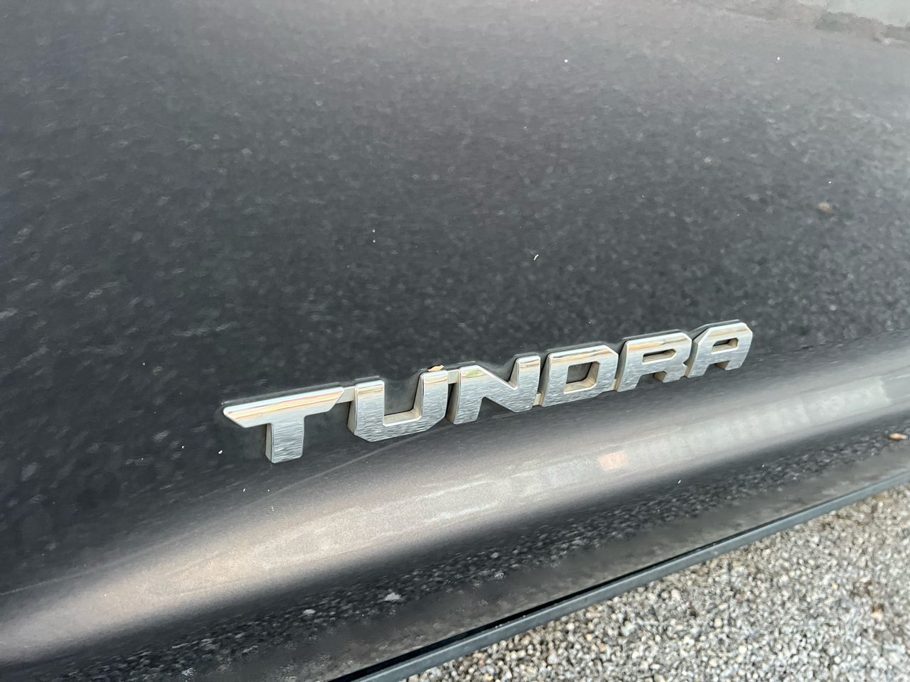 Toyota Tundra  2017