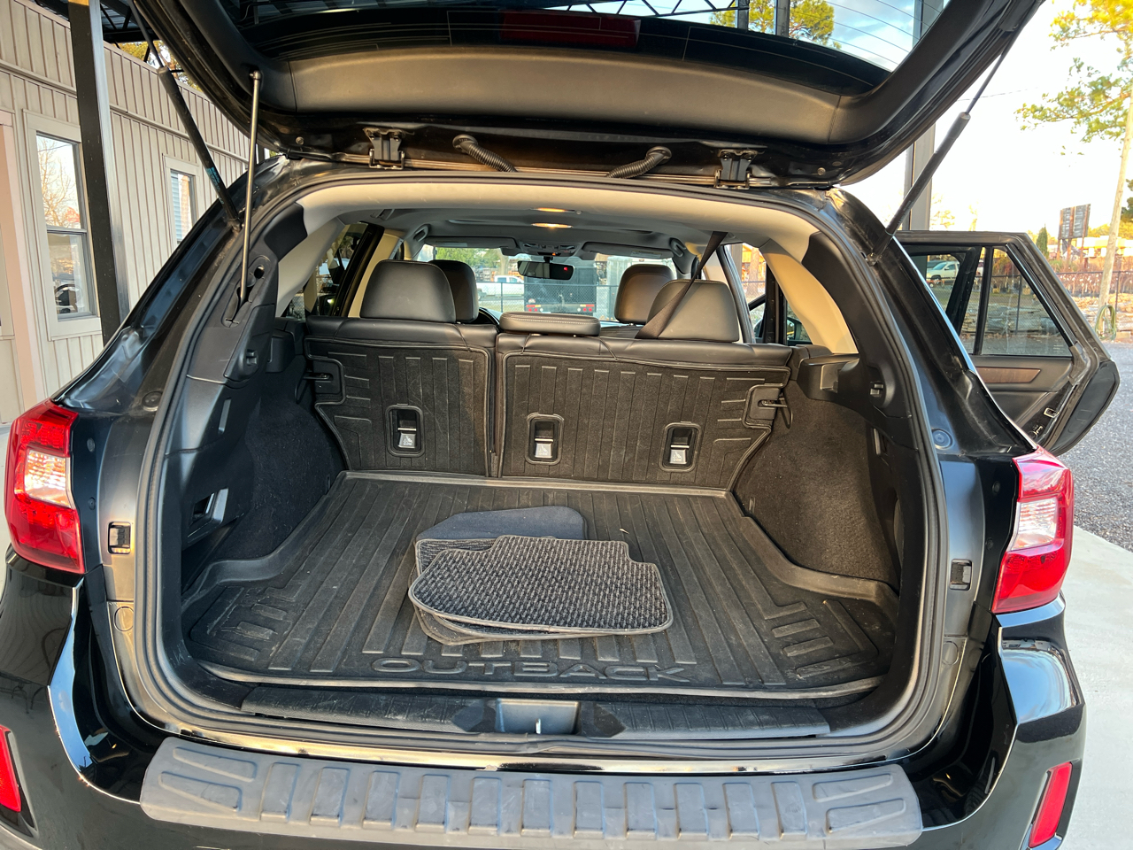 Subaru Outback  2017