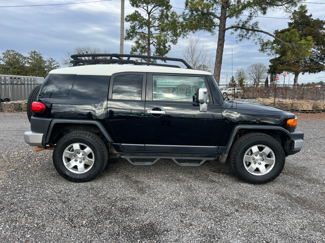 Toyota FJ Cruiser  2010