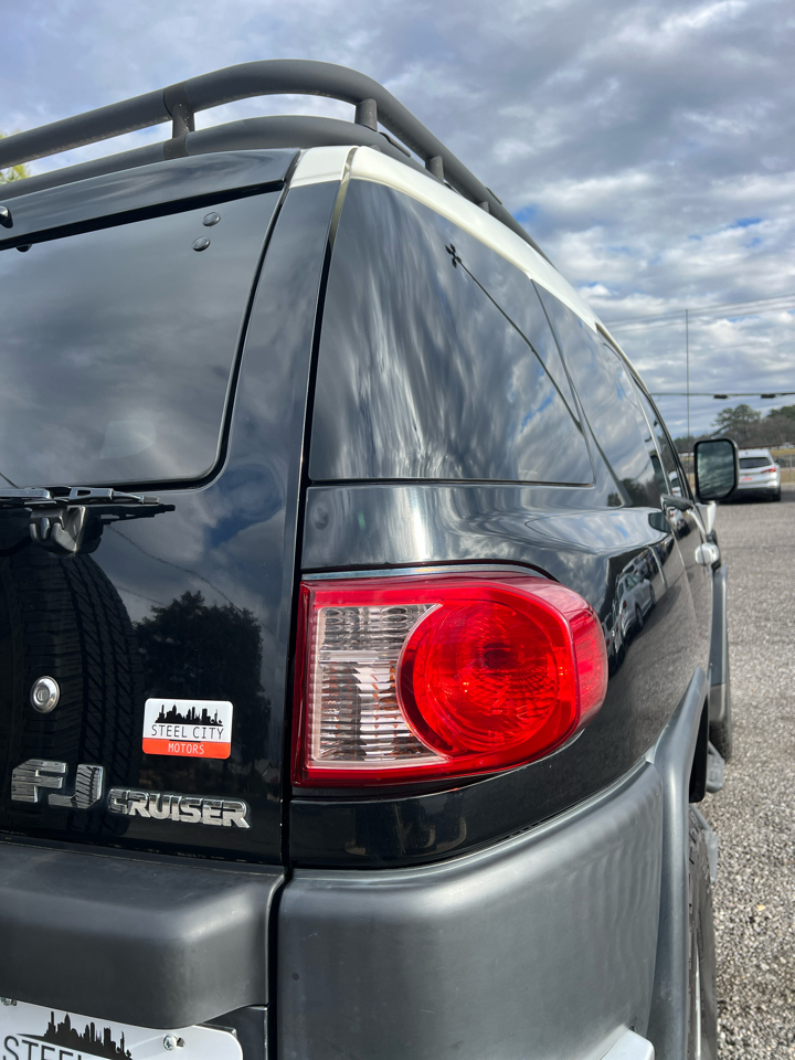 Toyota FJ Cruiser  2010
